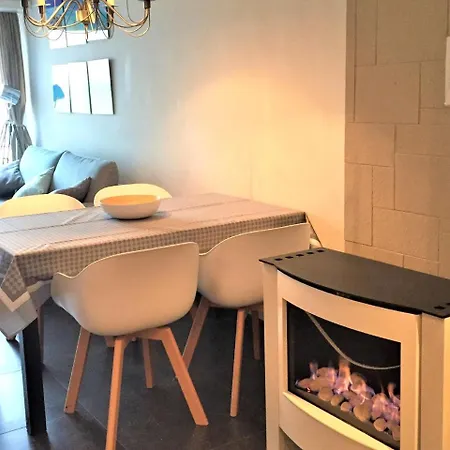 Cozy In De Haan With Sea View Wenduine
